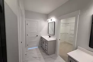 2905 Binghamton Ln, Bloomington, IL 61705 - Photo 18