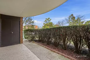 1615 E Central Rd, Arlington Heights, IL 60005 - Photo 14