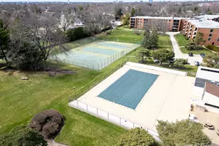 1615 E Central Rd, Arlington Heights, IL 60005 - Photo 2