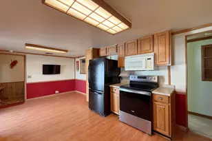 2406 11th St, Silvis, IL 61282 - Photo 12