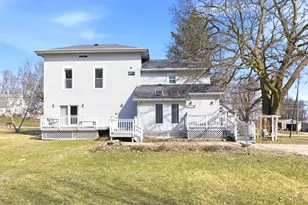 1431 Il Route 75, Freeport, IL 61032 - Photo 6