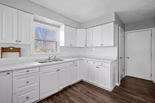 131 40th Ave, East Moline, IL 61244 - Photo 14