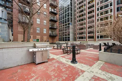 212 W Washington Street #906, Chicago, IL 60606 - Photo 14