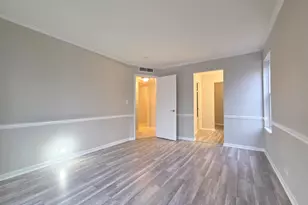 5001 Carriage Way Dr, Rolling Meadows, IL 60008 - Photo 14