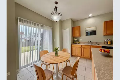 2479 Montclair Lane, Montgomery, IL 60538 - Photo 6