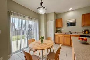 2479 Montclair Ln, Montgomery, IL 60538 - Photo 6