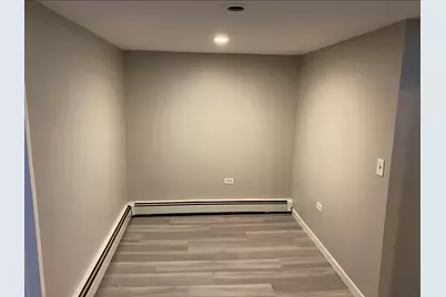 4923 W Concord Place, Chicago, IL 60639 - Photo 16