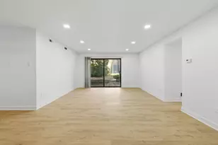 8216 Mulberry Ct, Palos Hills, IL 60465 - Photo 8