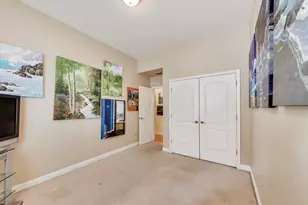 4880 N Clark St, Chicago, IL 60640 - Photo 14