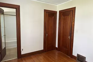 206 Oak St, Elgin, IL 60123 - Photo 10