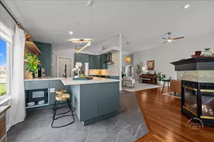 906 Bristol St, Pingree Grove, IL 60140 - Photo 12