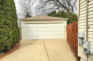 2500 Dakota Rd, Waukegan, IL 60087 - Photo 14