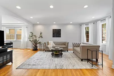 320 Beverly Drive, Wilmette, IL 60091 - Photo 2