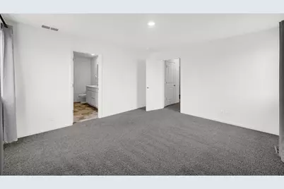 2155 Greenview Drive, Woodstock, IL 60098 - Photo 22