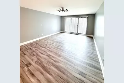 5200 Oakton Street #105, Skokie, IL 60077 - Photo 8