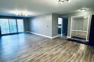 5200 Oakton St, Skokie, IL 60077 - Photo 16