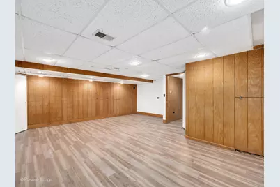 285 E 1st Street, Elmhurst, IL 60126 - Photo 16