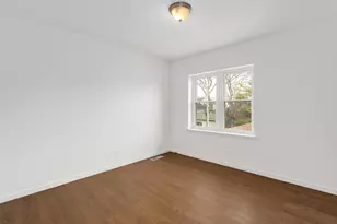 285 E 1st St, Elmhurst, IL 60126 - Photo 14