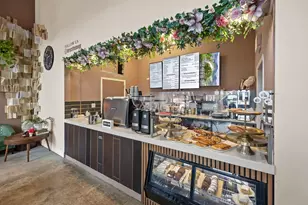 655 W Irving Park Rd, Chicago, IL 60613 - Photo 42