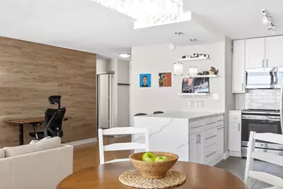 655 W Irving Park Road #3708, Chicago, IL 60613 - Photo 14