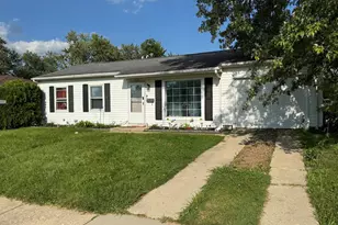 629 Belmont Dr, Romeoville, IL 60446 - Photo 2