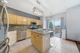 2021 Cypress Ct, Glendale Heights, IL 60139 - Photo 10