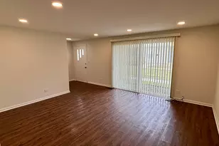 236 Whidah Ct, Schaumburg, IL 60194 - Photo 4