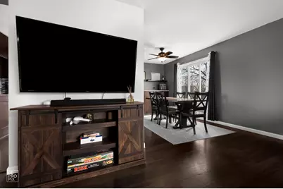 185 Harding Drive, Glendale Heights, IL 60139 - Photo 4