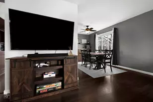 185 Harding Dr, Glendale Heights, IL 60139 - Photo 4