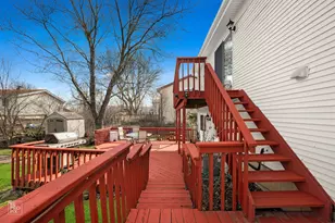 185 Harding Dr, Glendale Heights, IL 60139 - Photo 18