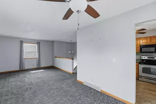 1427 18th Ave, Silvis, IL 61282 - Photo 16