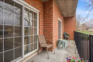 115 Hunt Club Dr, Saint Charles, IL 60174 - Photo 22