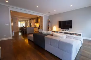 1833 W Cuyler Ave, Chicago, IL 60613 - Photo 24