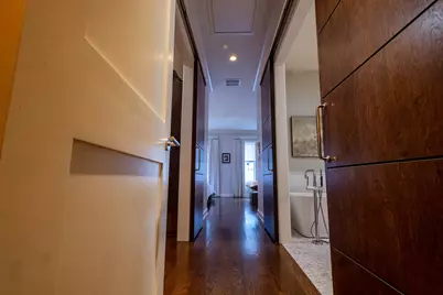 1833 W Cuyler Avenue, Chicago, IL 60613 - Photo 32