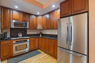 5036 N Lockwood Avenue #3, Chicago, IL 60630 - Photo 4