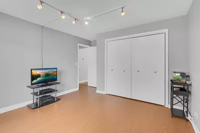 659 S Des Plaines River Road #2A, Des Plaines, IL 60016 - Photo 10