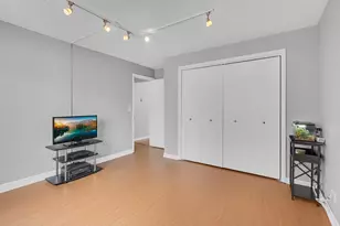 659 S Des Plaines River Rd, Des Plaines, IL 60016 - Photo 10