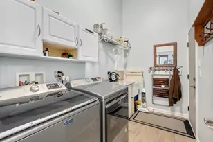 1660 Briarheath Dr, Aurora, IL 60505 - Photo 16