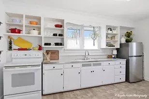 9703 Illinois St, Hebron, IL 60034 - Photo 4