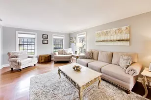 924 Glen Oak Dr, Sleepy Hollow, IL 60118 - Photo 8