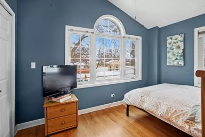 420 Radcliffe Avenue, Des Plaines, IL 60016 - Photo 12