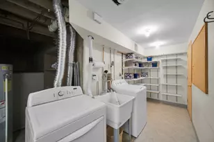 1641 Lois Ann Ln, Naperville, IL 60563 - Photo 36