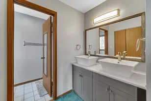 624 Driftwood Ave, Romeoville, IL 60446 - Photo 18