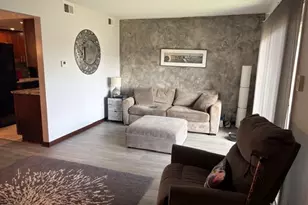 7006 W 98th St, Chicago Ridge, IL 60415 - Photo 2