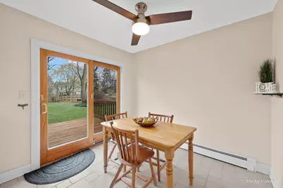 557 Ingalton Avenue, West Chicago, IL 60185 - Photo 14