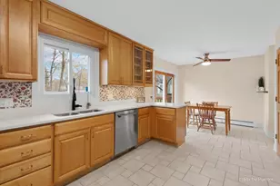 557 Ingalton Ave, West Chicago, IL 60185 - Photo 10