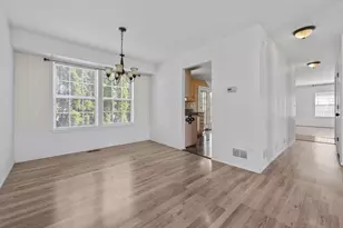 1797 Copperfield Ln, Crystal Lake, IL 60014 - Photo 6