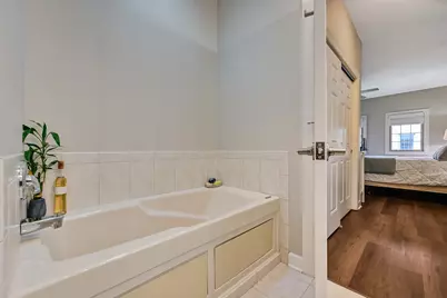 210 N Cass Avenue #6, Westmont, IL 60559 - Photo 24