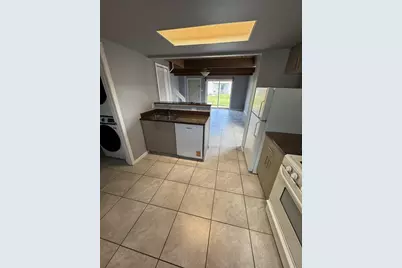 420 Meadowgreen Lane #420, Round Lake Beach, IL 60073 - Photo 2