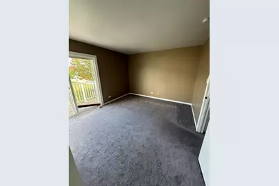 420 Meadowgreen Lane #420, Round Lake Beach, IL 60073 - Photo 8